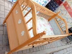 baby cot for sale