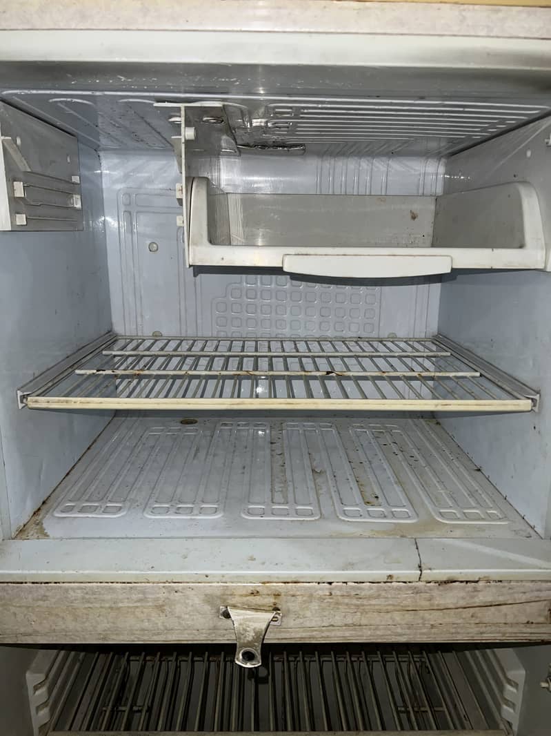 Pel fridge for sale 4