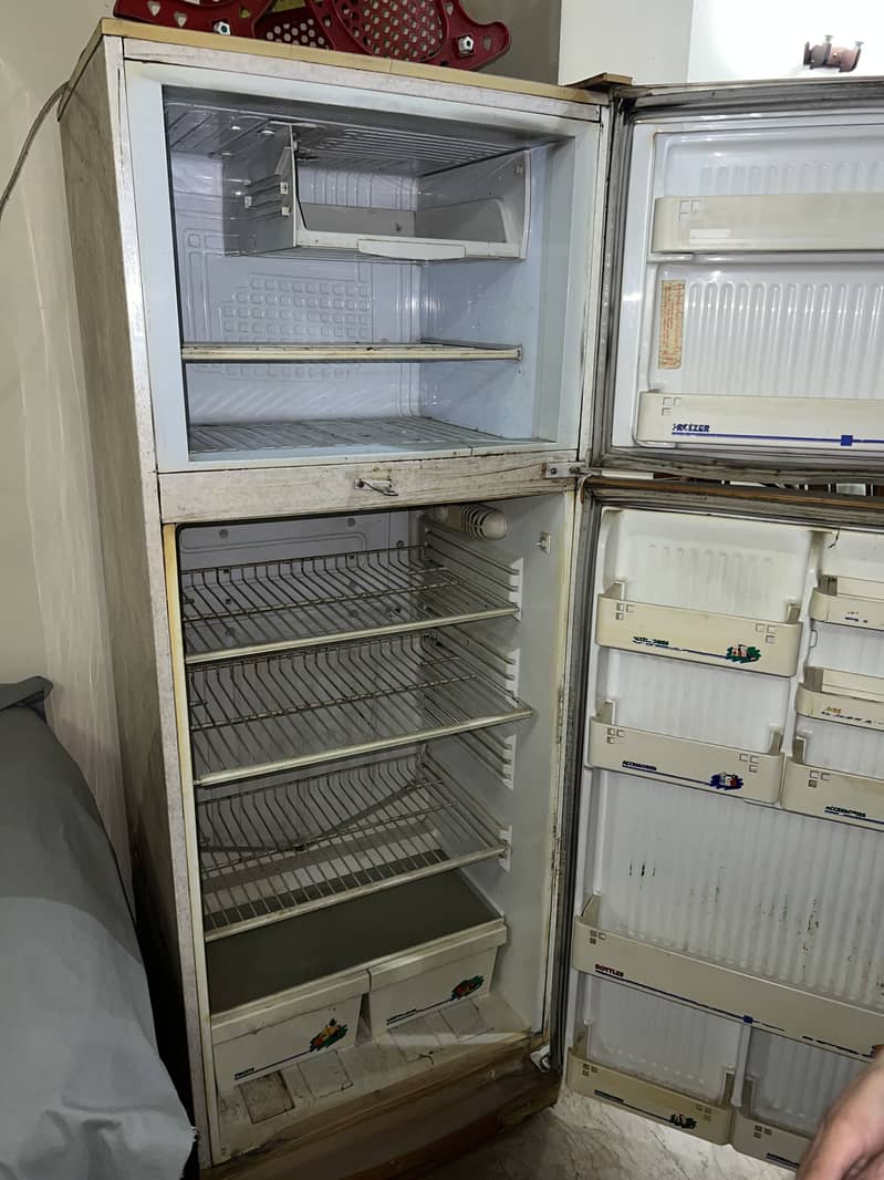 Pel fridge for sale 8