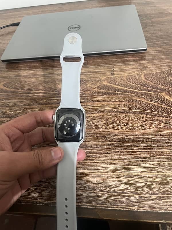 Apple Watch Series 6 cellular model 1