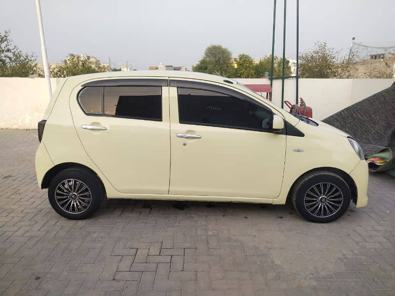 Toyota Pixis Epoch 2014 8