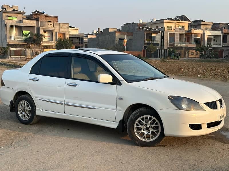 Mitsubishi Lancer GLX 1.6 SR FULL OPTION 2004 2