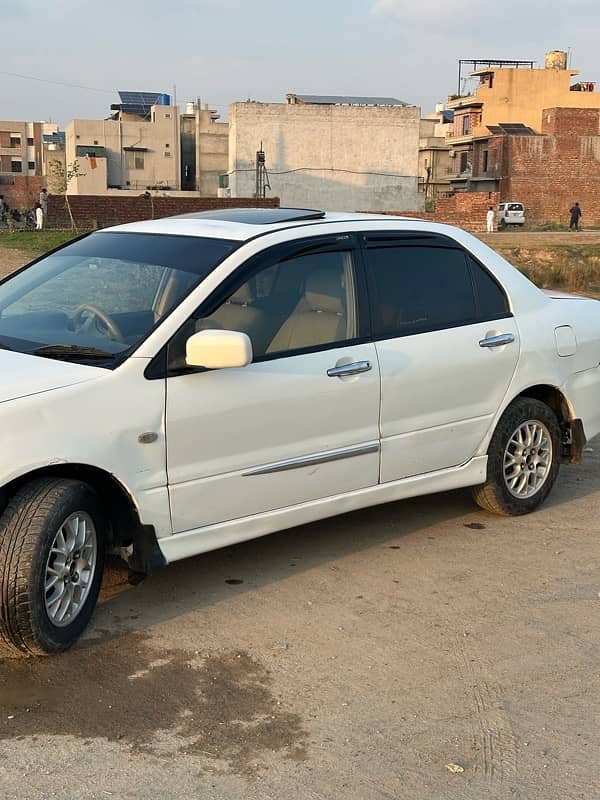 Mitsubishi Lancer GLX 1.6 SR FULL OPTION 2004 4