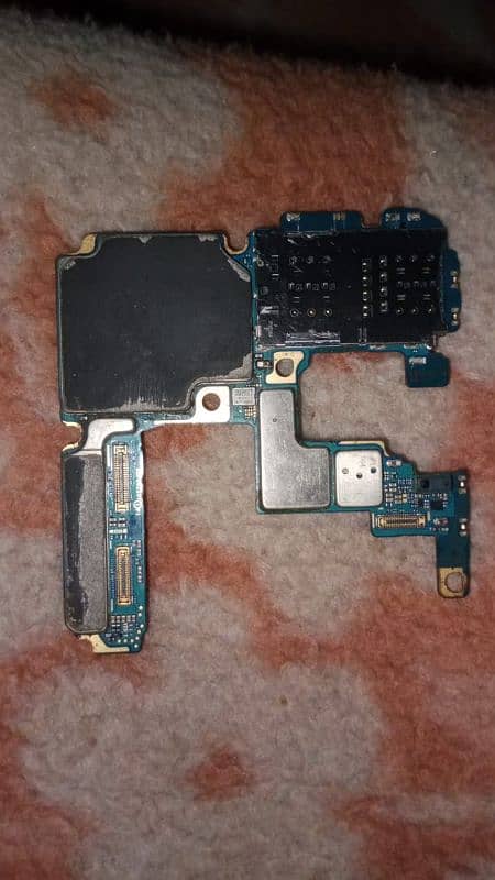 Samsung s20 ultra  board for sale urgently 0