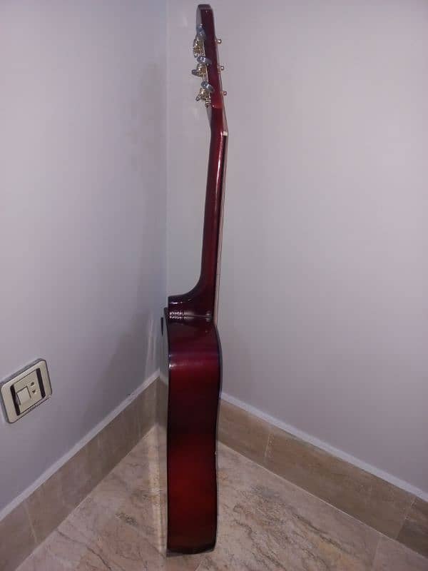 Original Diamond Guitar For Sell With Guitar Cover And 3 Picks 3