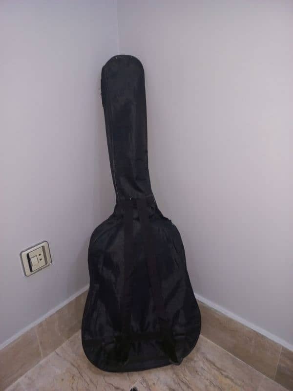 Original Diamond Guitar For Sell With Guitar Cover And 3 Picks 6