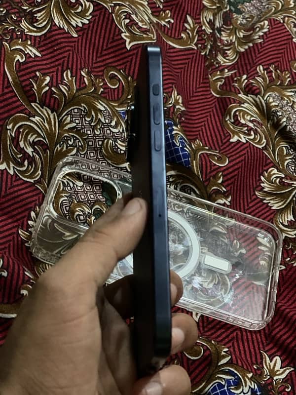 iphone 15promax non pta 4