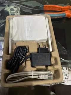 Mercusys Wifi router modem Rj 45 Lan