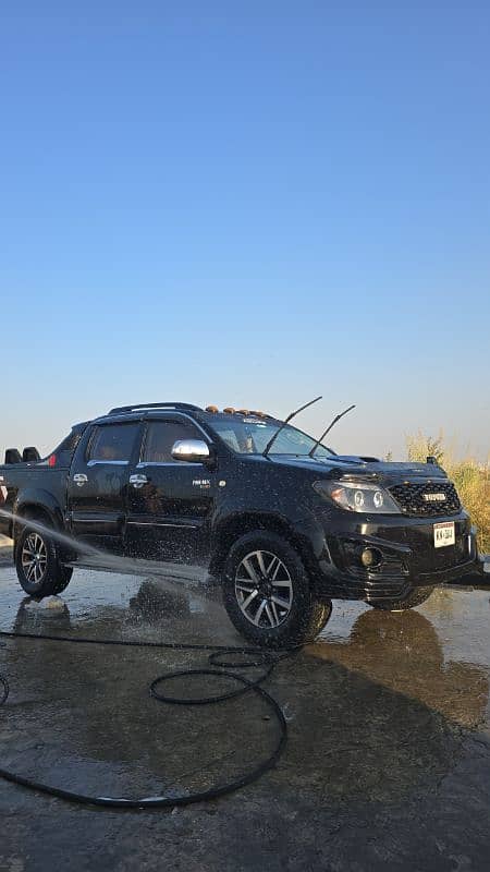 Toyota Hilux 2005 3