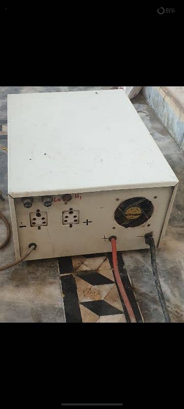 Ups 1500 watt 24v 1