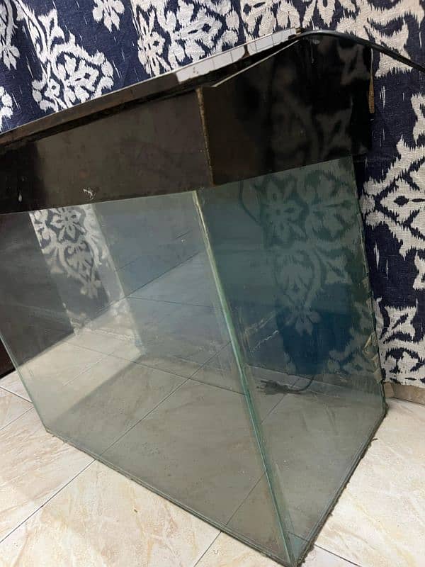 Aquarium (heany duty glass with hood only) 2