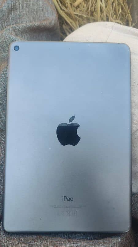 Ipad mini 5 Urgent sale Condition 9/10 0