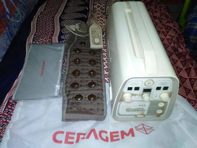 ceragem portable thermal massager 0