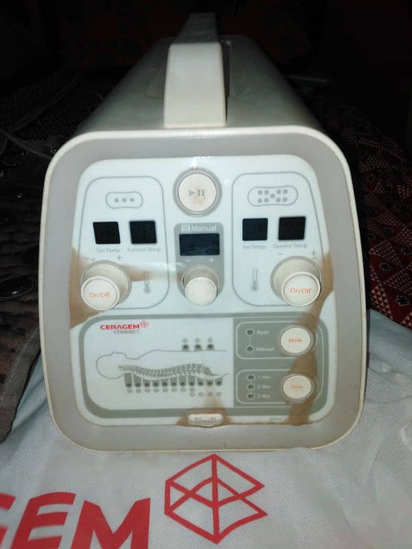 ceragem portable thermal massager 3