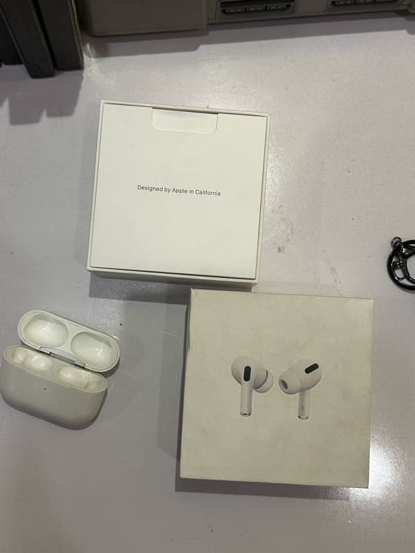 Airpods Pro, Second Generation, Magsafe support US variant 1