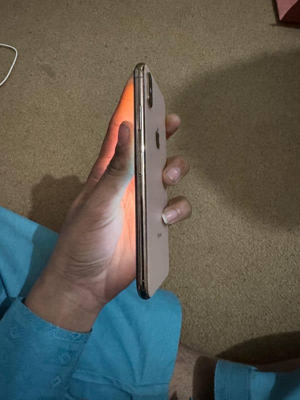 iPhone Xs max 512gb Non Pta 4