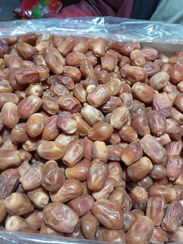 "Fresh & Premium Quality Dates (Khajoor) – Best Price, Limited Stock!" 3