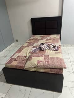 Single bed with mattress