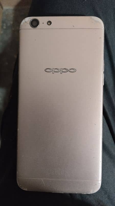 OPPO A57 0