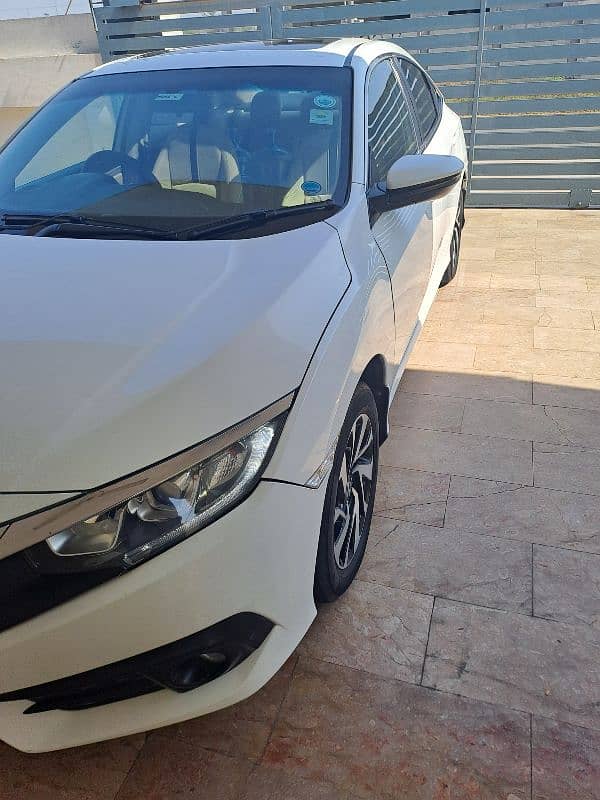 Honda Civic VTi Oriel Prosmatec 2016 genuine paint low mileage 1