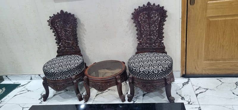 coffee Chairs and Table 0