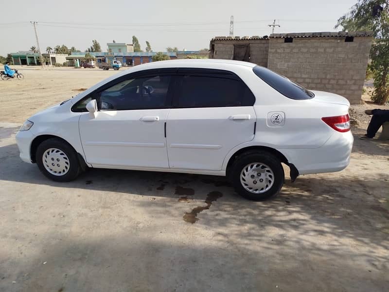 Honda City IDSI 2004 4