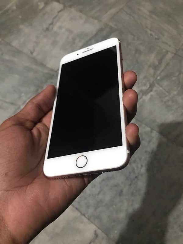 I Phone 7Plus Non PTA Factory Unlock 128GB Phone Num 03064206549 0