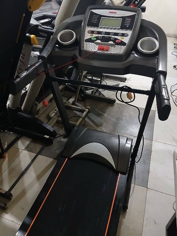 treadmils. (0309 5885468). ellapticals. gym cycles. home gym. dumbles 10