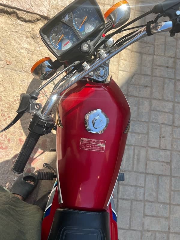 Honda125 2023 model 3