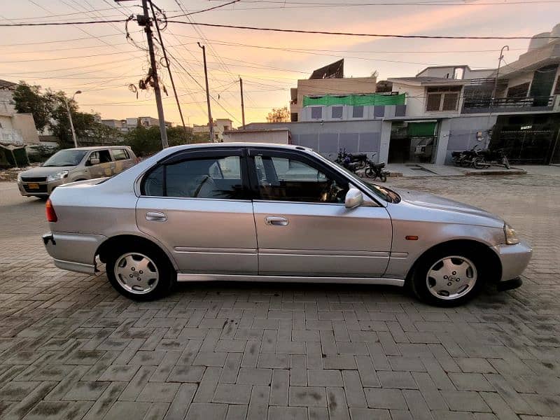 Honda Civic EXi 2000 Auto 3