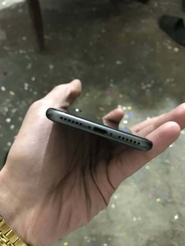 i phone 8 64 gb non pta battery health 93 condition 10/10 1