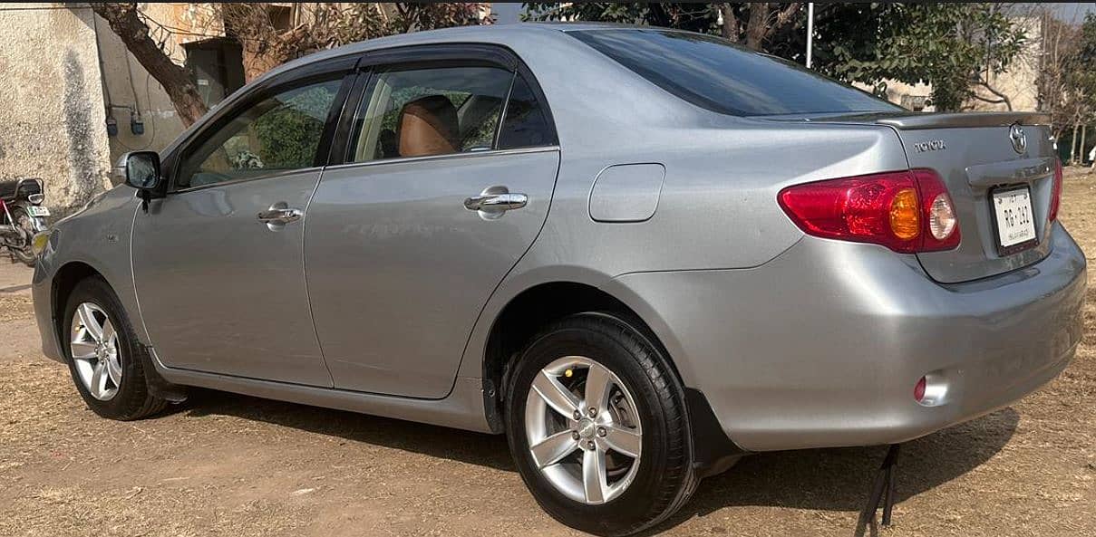 Toyota Corolla GLI 2011 for sale 4