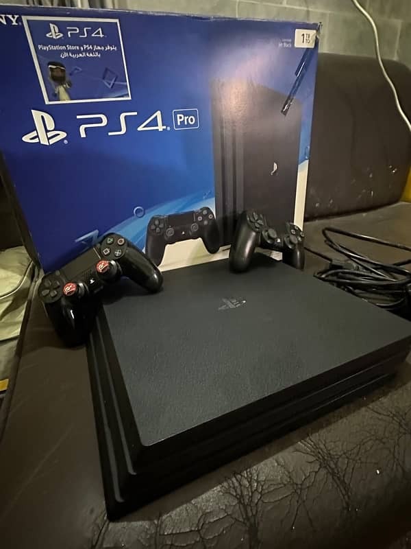 PS4 Pro 1TB full packing 1