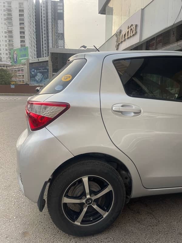 Toyota Vitz 2019 5