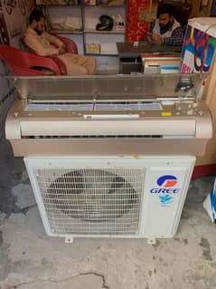 Gree 1-5 ton AC DC inverter 10 bye 10 good condition all original