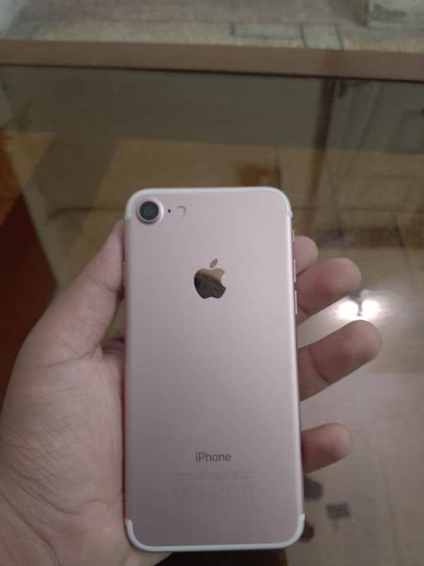 iPhone 7 Non-PTA 128GB || Whatsapp no: 03279701206 3