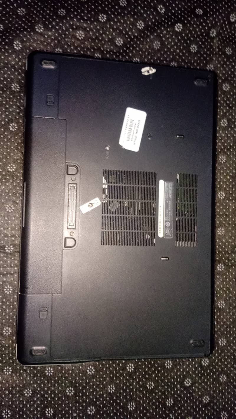 DELL laptop E6540 3