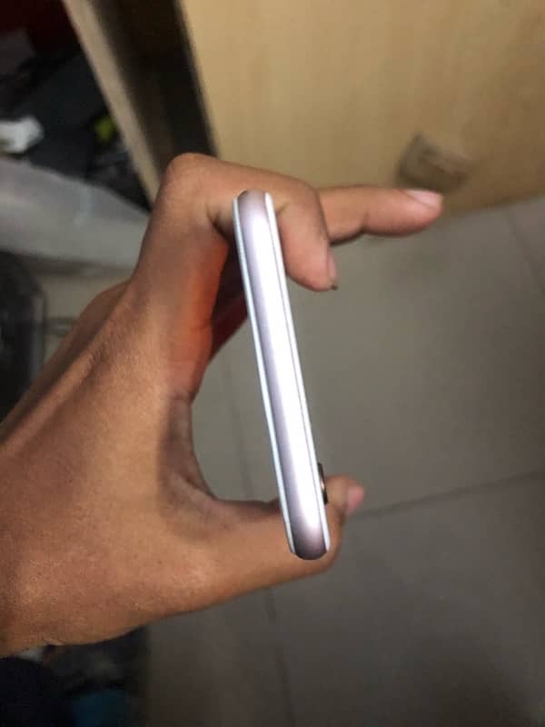 Iphone 6s 64gb approved 5