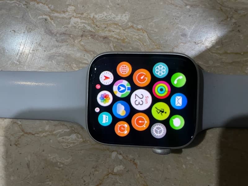 Apple Watch Series 6 cellular model 3