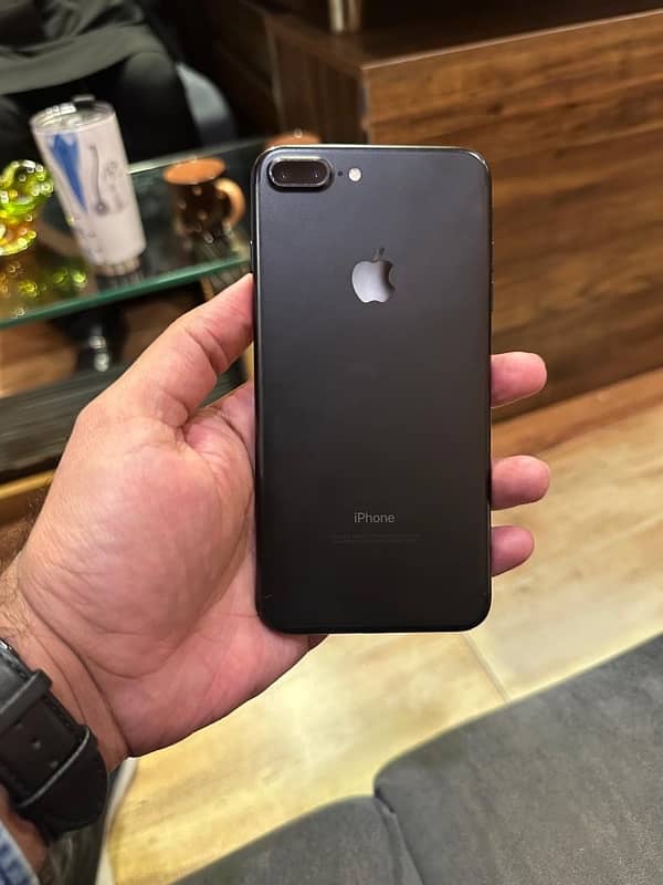 Iphone 7Plus 256GB PTA proved 4