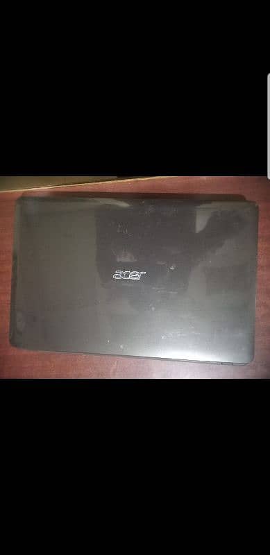 Asus E1-571 i3-4gb 15.5 inch 4