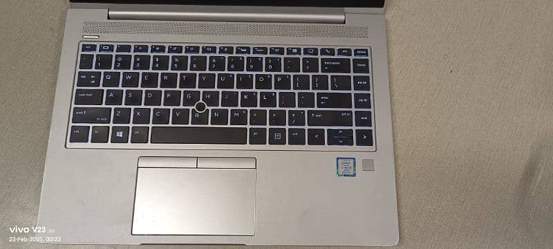 HP Elitebook 840 G5 1