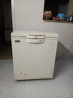 dawlance deep freezer