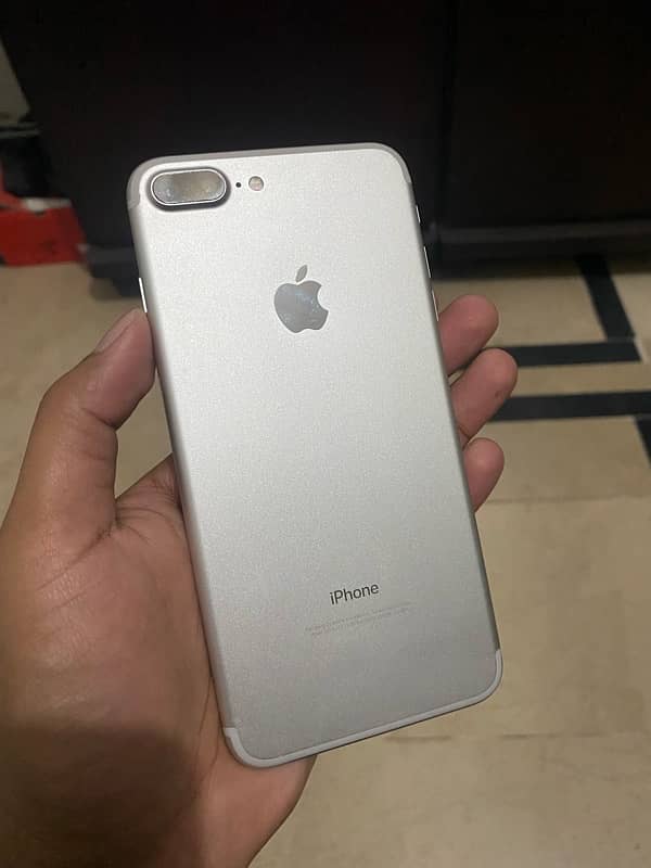 IPHONE 7 PLUS 128GB approved 6