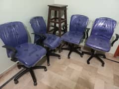 Offisys Master Chairs Available