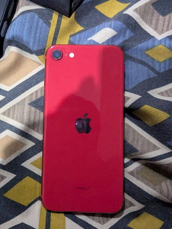 Iphone SE for sell 10/10 condition factory unlock battery health 83 0