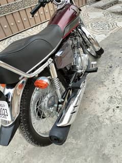 Honda 125 Red silver Self antique unit