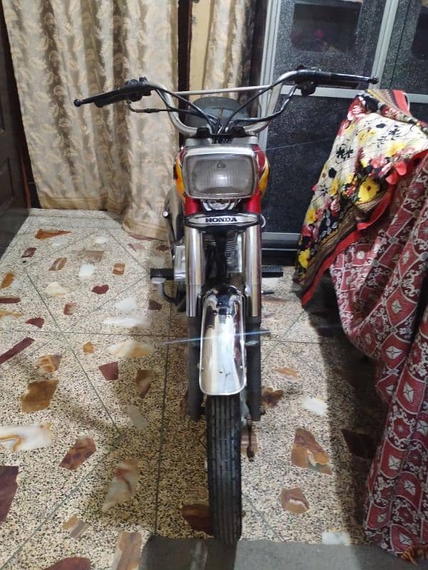 Honda 125 multan 2002 in lalukhet 03112332537 2