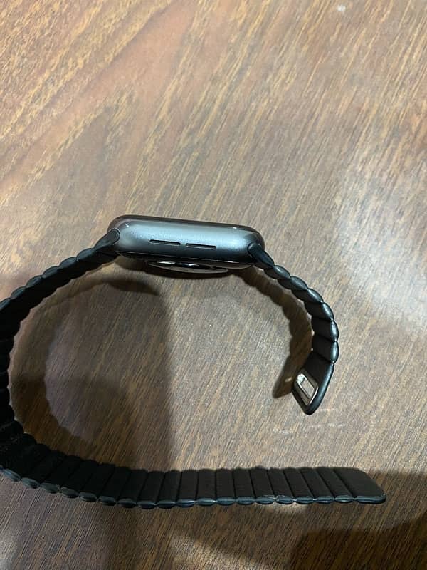 Apple watch series 4 40mm space grey 4