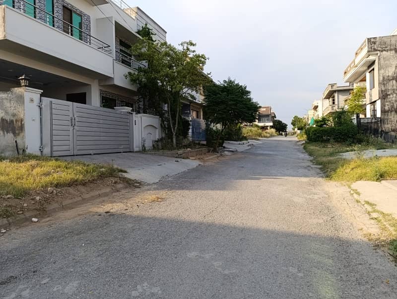 Prime 7 Marla Plot For Sale In Jinnah Garden 5